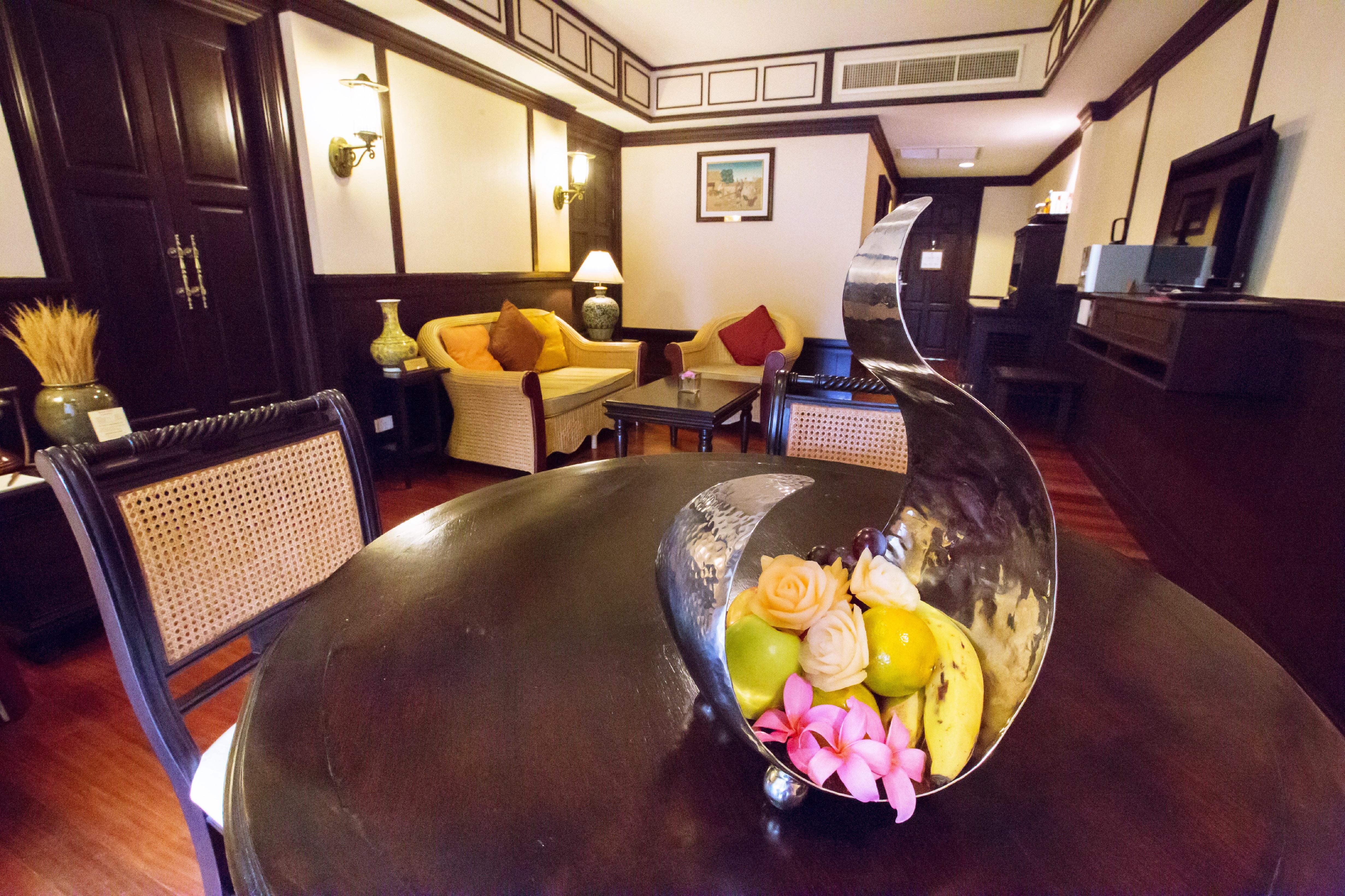 منتجع وسبا ورا بورا هوا هين المظهر الخارجي الصورة A suite at the hotel