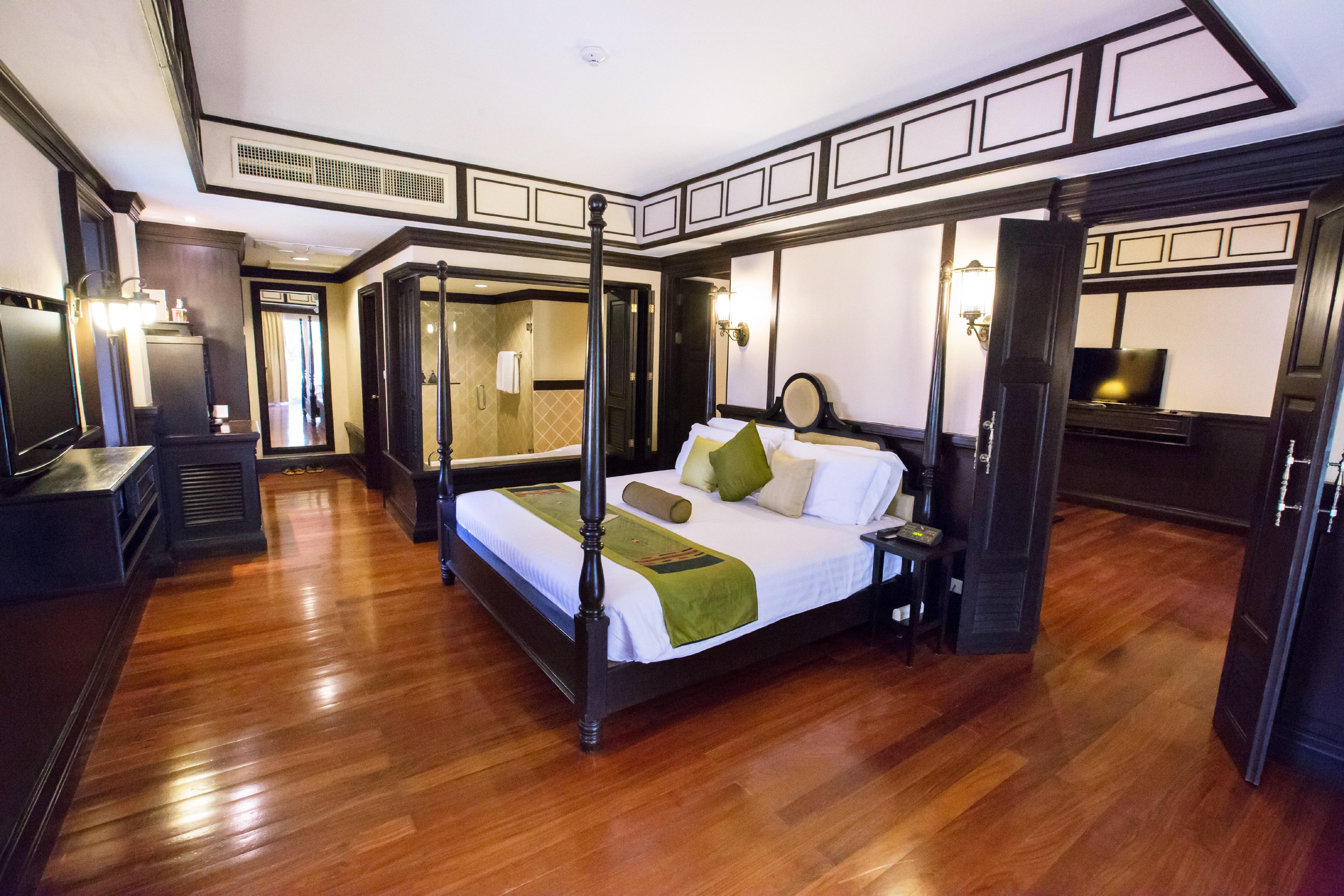 منتجع وسبا ورا بورا هوا هين المظهر الخارجي الصورة A suite at the Royal Thai Suite