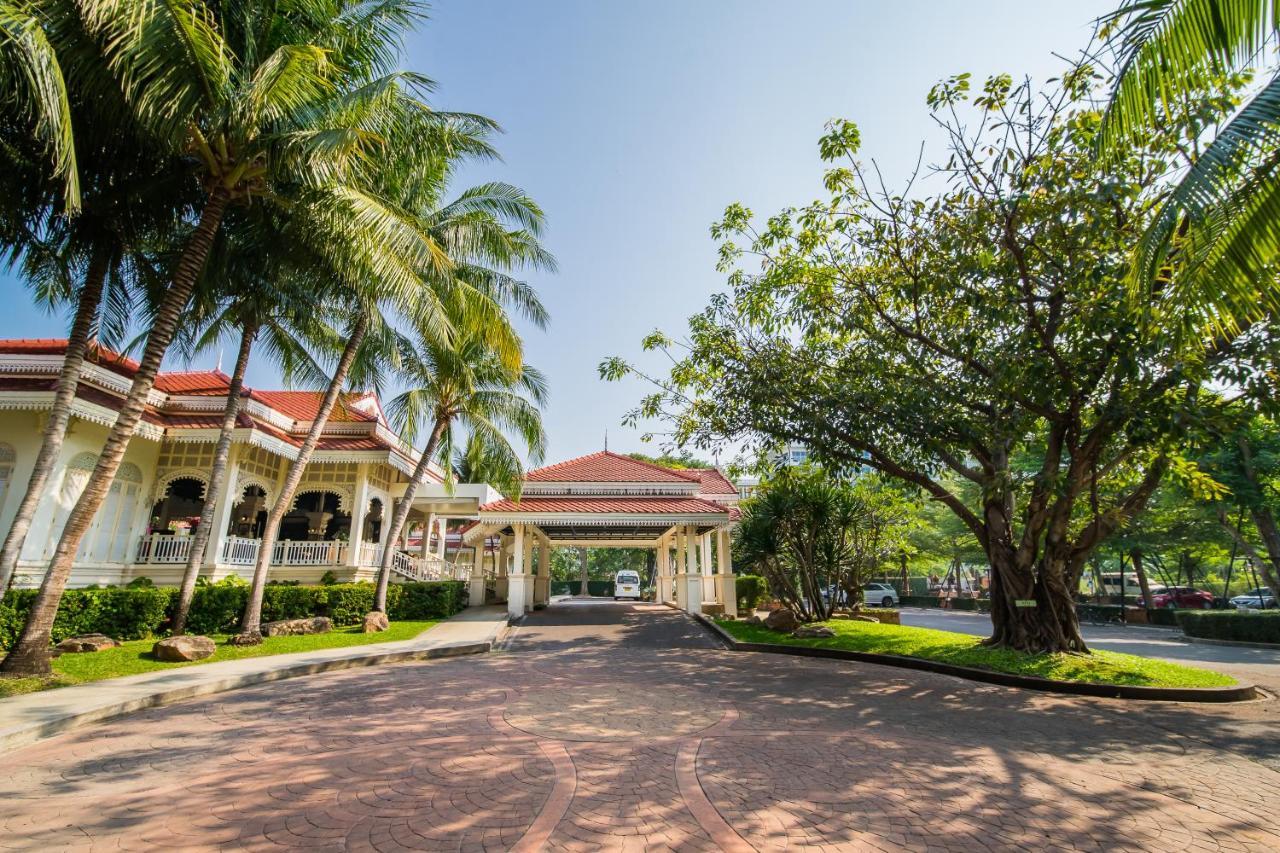 منتجع وسبا ورا بورا هوا هين المظهر الخارجي الصورة The entrance of the Royal Thai Police Museum
